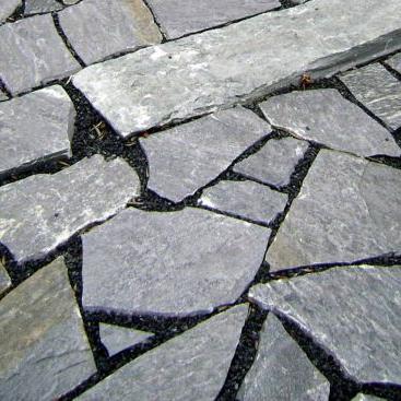 Karistos black flagstones 2-4 cm ( 4-6 stuks / m2 )